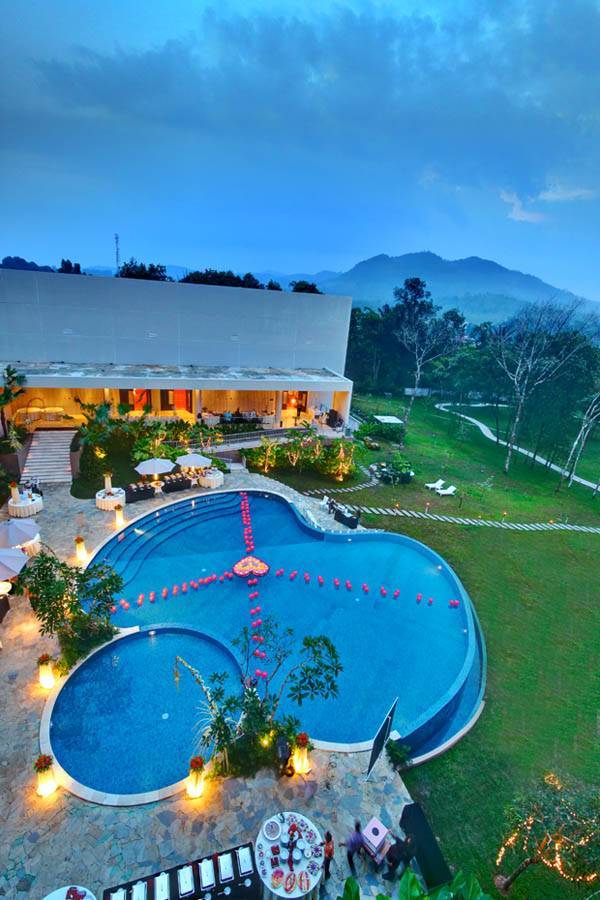 Soll Marina Hotel & Conference Center Bangka Pangkal Pinang Exterior photo